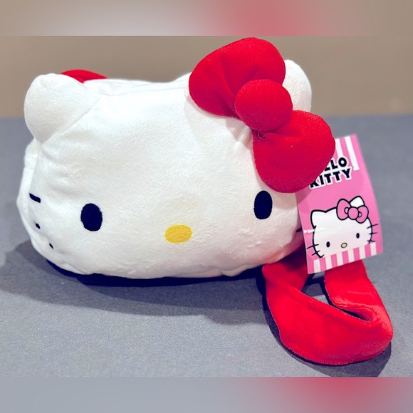 Hello Kitty Plush Red Bow 9in Head Cross Body Bag with Furry Red Strap - Picture 2 of 8